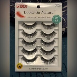 Brand 🆕 Kiss Tapered End Eyelashes - Black